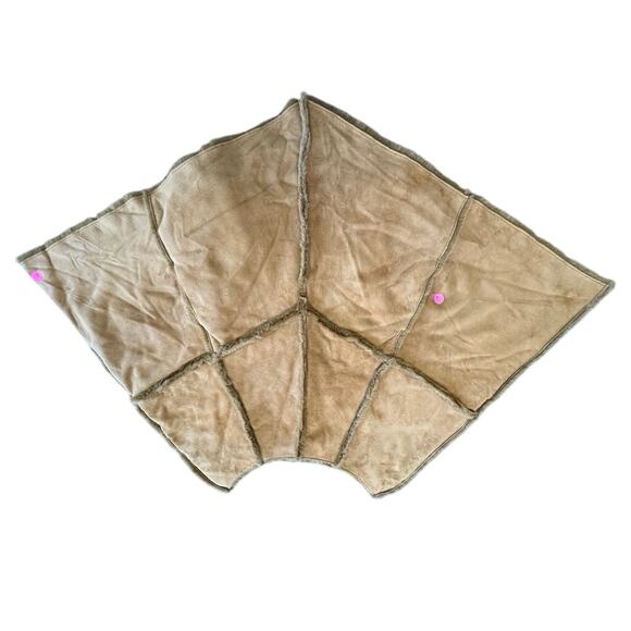 "UGG" Tan Suede Poncho With Pockets SZ S/-M Warm Fairy Core PLZ READ! FINAL SALE - Picture 7 of 15